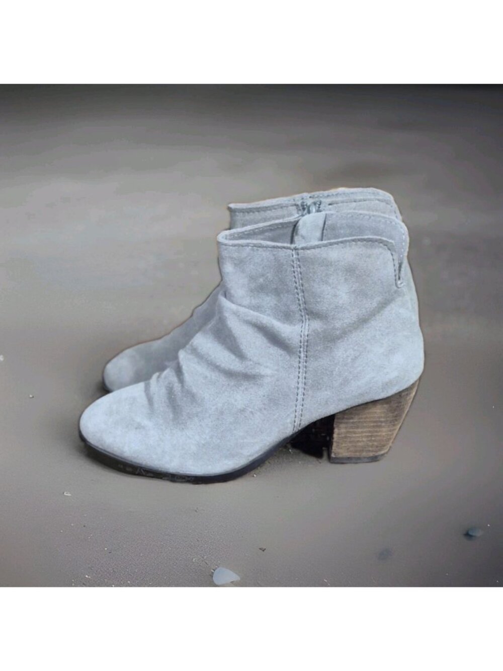 Diba Ankle Suede Slouch Block Heel Ankle Boots Women's Size 7.5 Light Grey